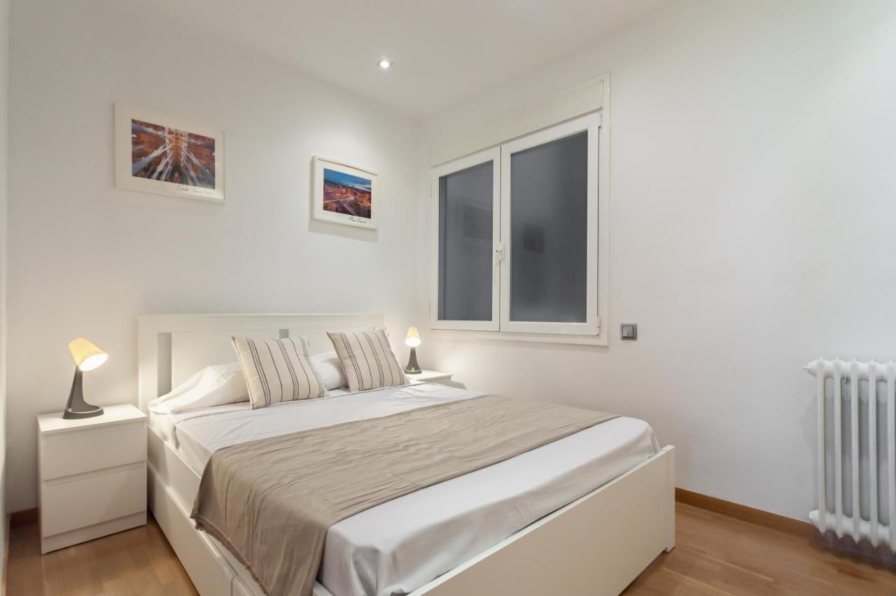 Appartamento Flateli Paris Barcellona Esterno foto